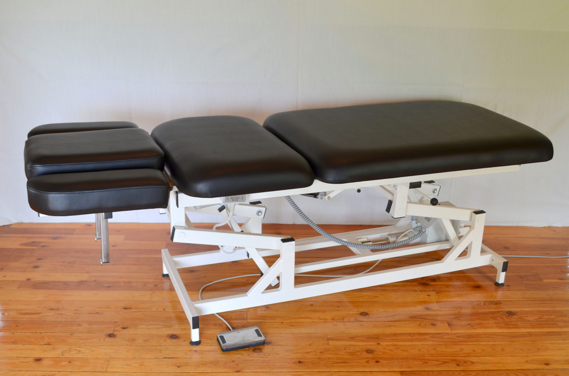 Reha-med manual therapy table