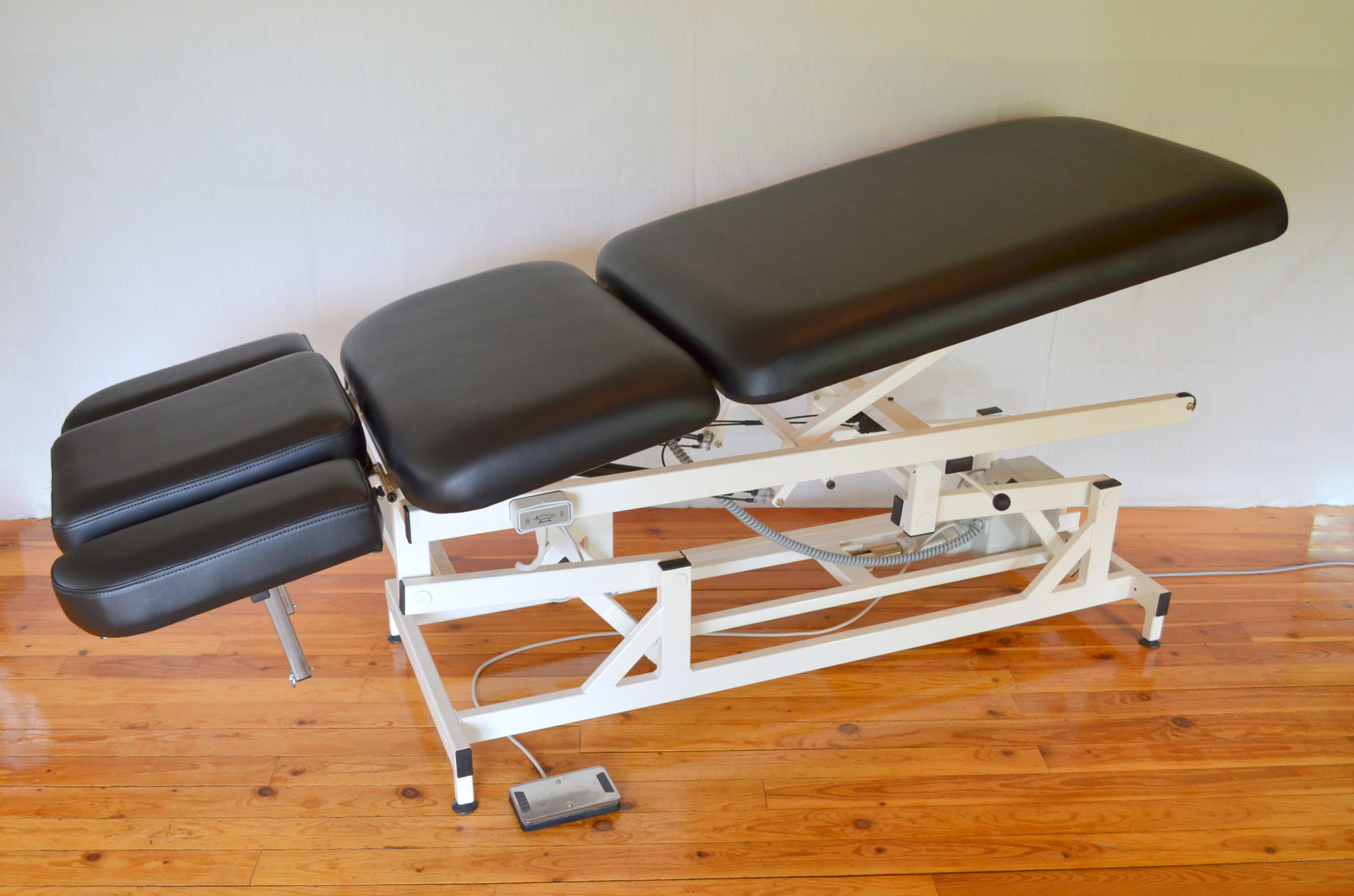 Reha-med manual therapy table