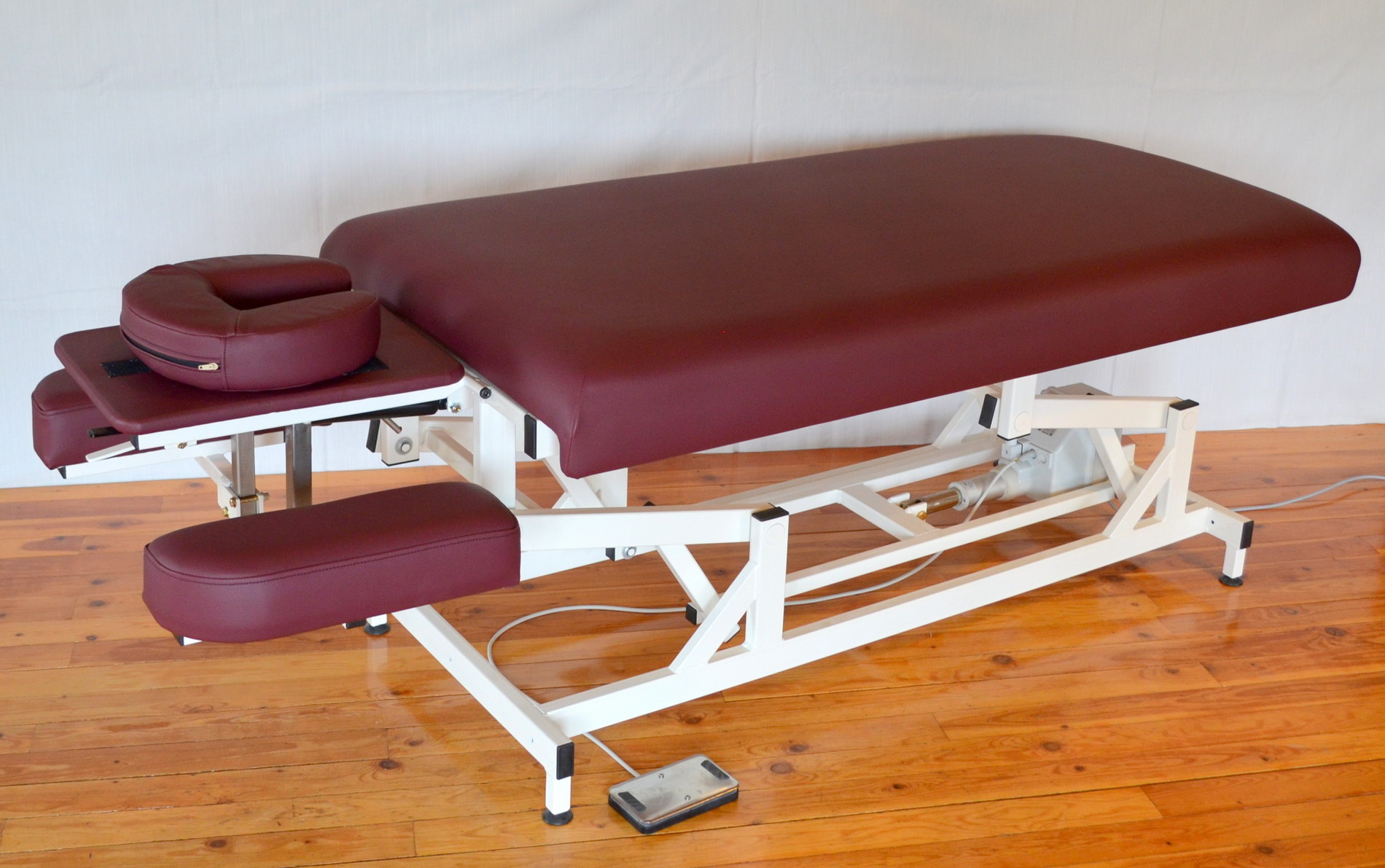 Classic Comfort Massage Therapy Table