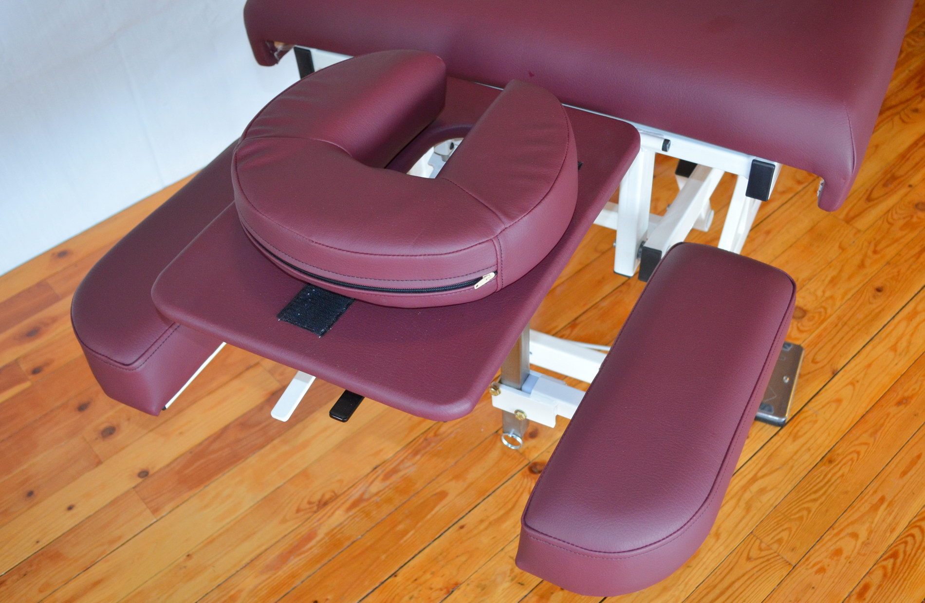 Classic Comfort Massage Therapy Table